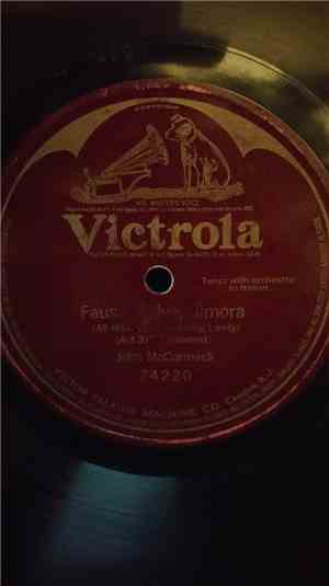 Charles Gounod - Faust, Salve, Dimora