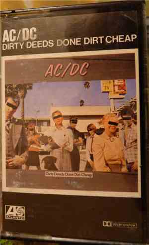 AC/DC - Dirty Deeds Done Dirt Cheap