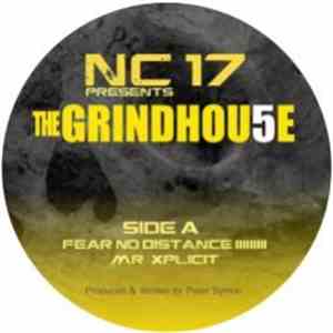 Mr Explicit / Fade  - Fear No Distance / Guerilla Radio