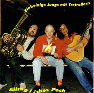 Einbeinige Jungs mit Tretrollern - Alltägliches Pech