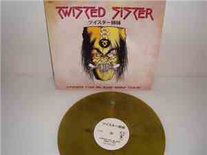Twisted Sister - Under The Blade 1982 Tour