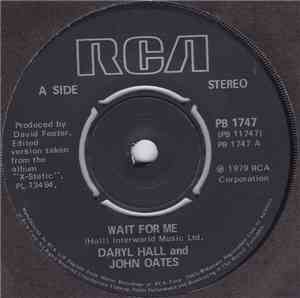 Daryl Hall & John Oates - Wait For Me