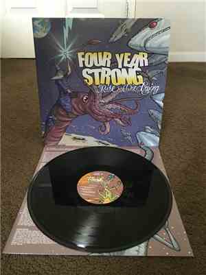 Four Year Strong - Rise Or Die Trying