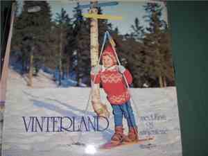 Kirsti Og Småjentene - Vinterland