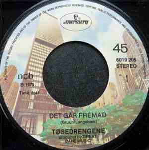 Tøsedrengene - Det Går Fremad