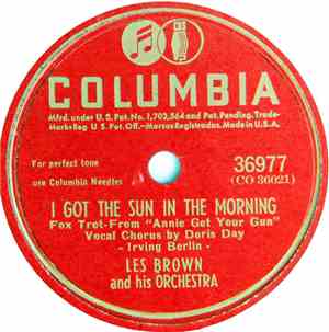 Les Brown And His Orchestra - I Got The Sun In The Morning / It Couldn't Be True! (Or Could It?)