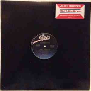 Alice Cooper  - I Got A Line On You