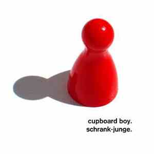 Cupboard Boy - Schrank-Junge