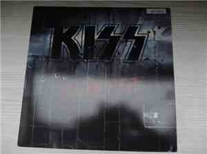 Kiss - Revenge