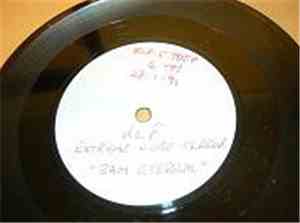 The KLF vs. Extreme Noise Terror - 3 A.M. Eternal (Christmas Top Of The Pop ...