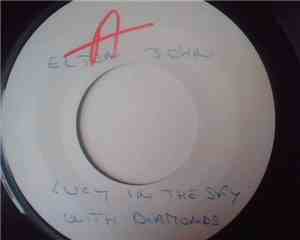 Elton John - Lucy In The Sky With Diamond