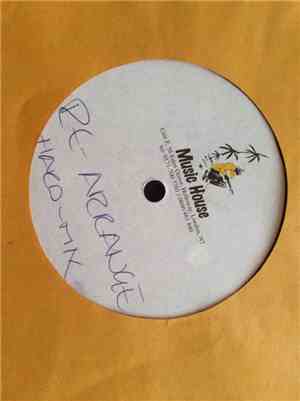 Krust - Re-Arrange (Hard Mix) / Unknown