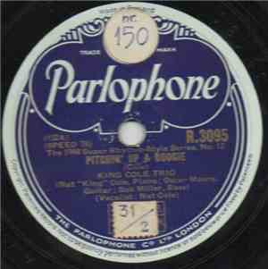 King Cole Trio - Pitchin' Up A Boogie / Beautiful Moons Ago