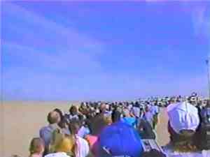 Sun Araw - SUNBURN CITY: HEADS UP HIGH