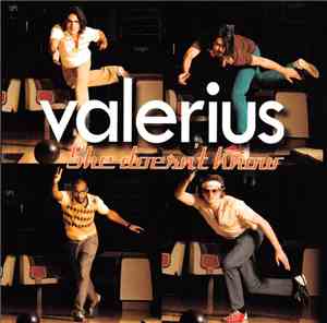 Valerius - She Doesn't Know
