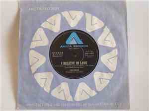 Lou Reed - I Believe In Love