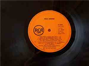 Nina Simone - Here Comes The Sun