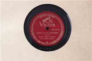 The Boston Pops Orchestra Conducted By Arthur Fiedler - March Of The Little Soldiers / Marche Militaire