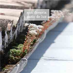 Ann Deveria - Patio De Luz