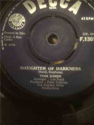 Tom Jones - Daughter Of Darkness / Tupelo Mississippi Flash