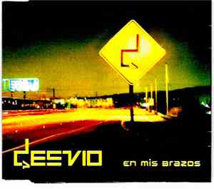 Desvio - En Mis Brazos