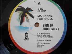 Marianne Faithfull - Sign of Judgement