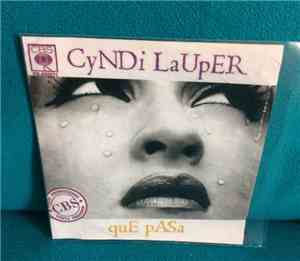 Cyndi Lauper - What's Going On (Que Pasa)