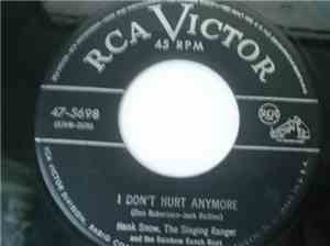 Hank Snow, The Singing Ranger And The Rainbow Ranch Boys - I Don't Hurt Any ...