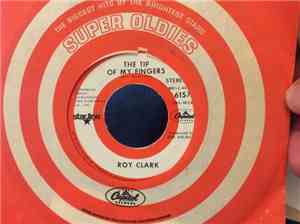 Roy Clark - The Tip of My Fingers / Malaguena