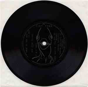 Tiny Town - Back To The Bow / Big Fish