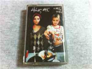 Alisha's Attic - Alisha Rules The World