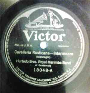 Hurtado Brothers Royal Marimba Band - Cavalleria Rusticana / Fading Leaves