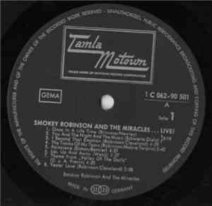 Smokey Robinson And The Miracles - Live!