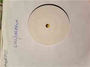 Lull / Delphium - Chime / Gerbarra