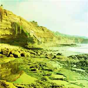 KYNAN - Garbage Beach